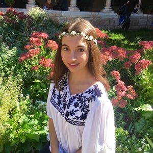 Meet your Posher, Nicole